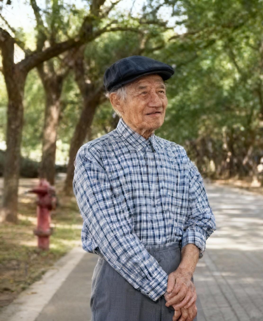 第二、三屆理事長－鄧啟福